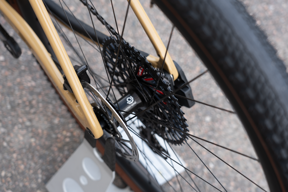 Fara Gr4 - Force XPLR E1 w/PowerMeter - Cycled Shop Edition - koko L/56 cm