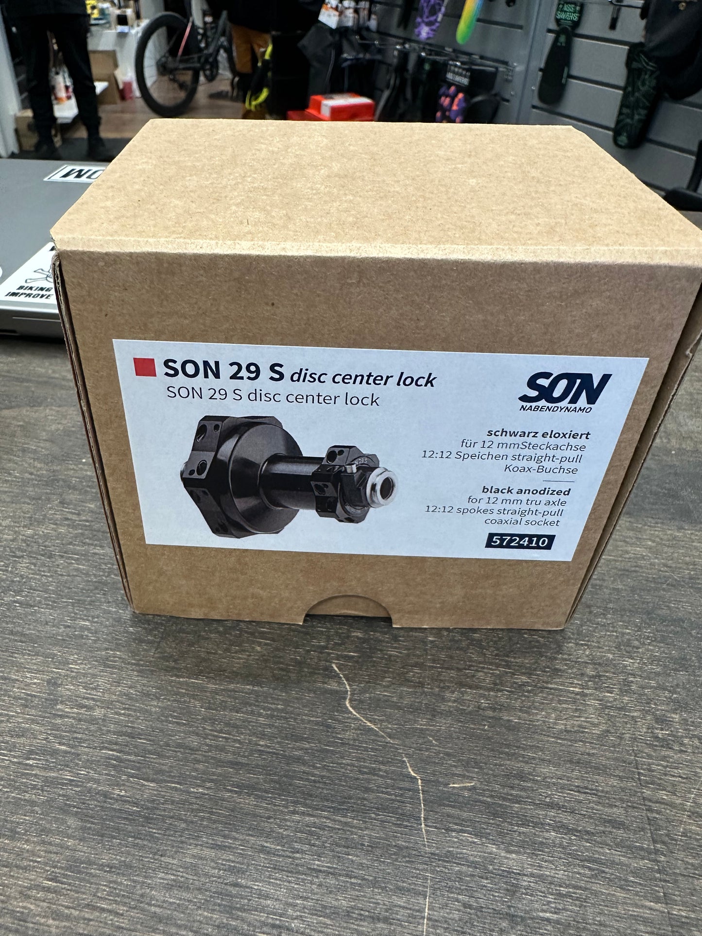 SON 29S Centerlock dynamo 24 pinnaa (12+12)